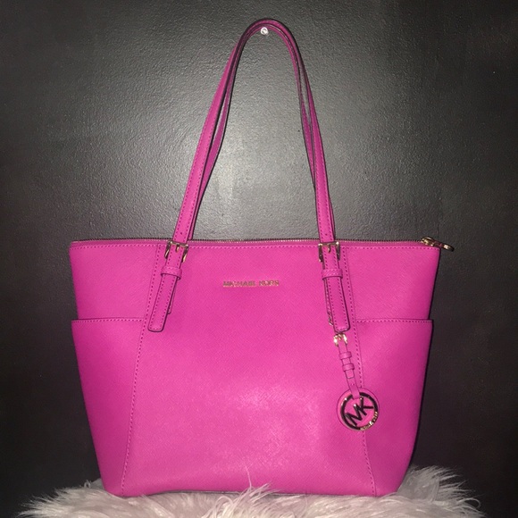 ✨SOLD✨MICHAEL KORS Medium Tote Bag - Picture 1 of 4